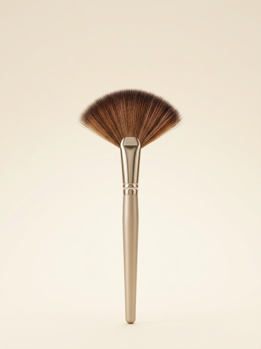 Fan Highlighter Brush